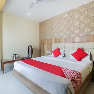 Oyo 48974 Shweta Residency Hotel Varanasi