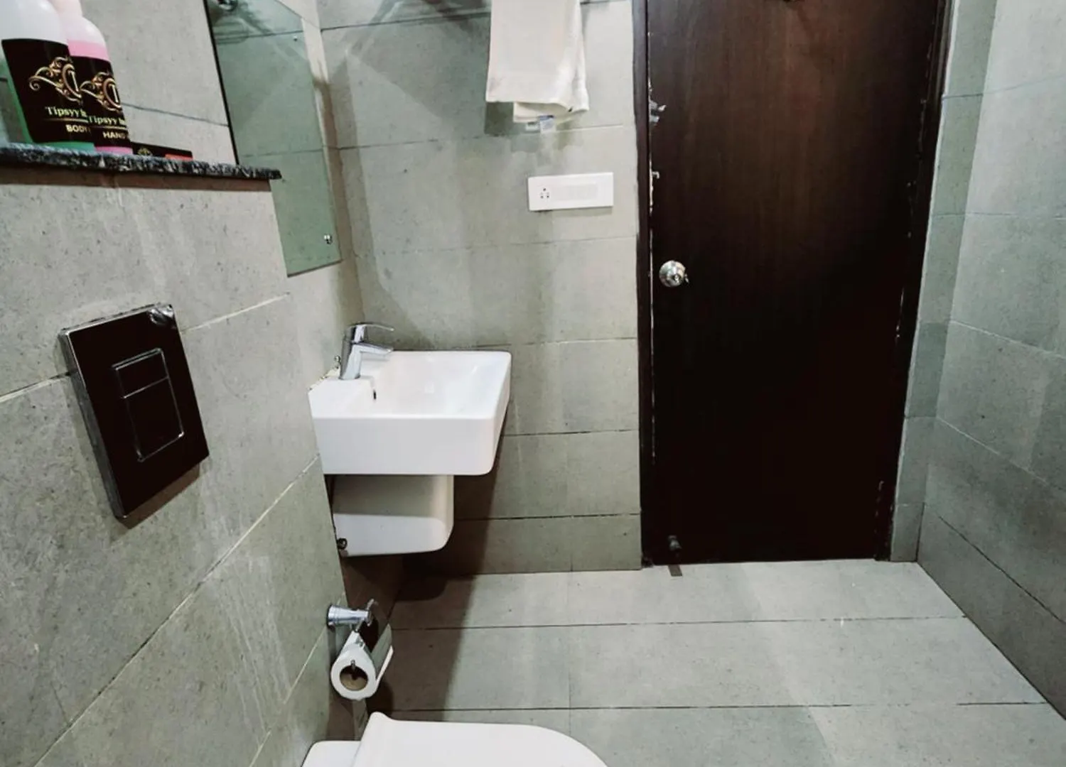 Guest house Tipsyy Inn 007 Gurgaon